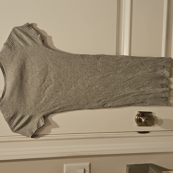 Divided Light Gray Ribbed‎ Dress - Picture 3 of 3